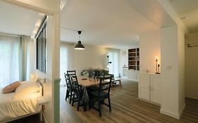 City apartment next to Place Jean Jaurès with secured car park